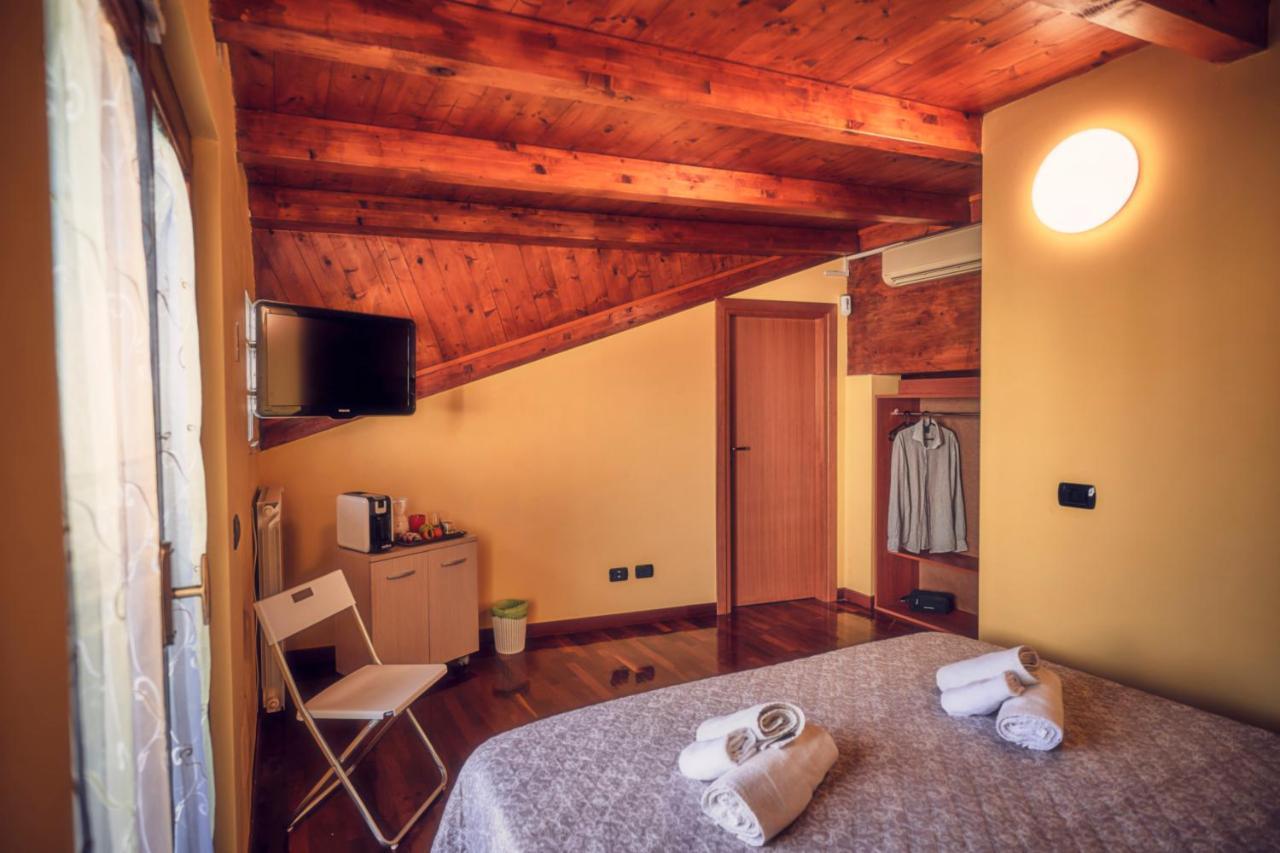Travelershome Ciampino Suite Kültér fotó