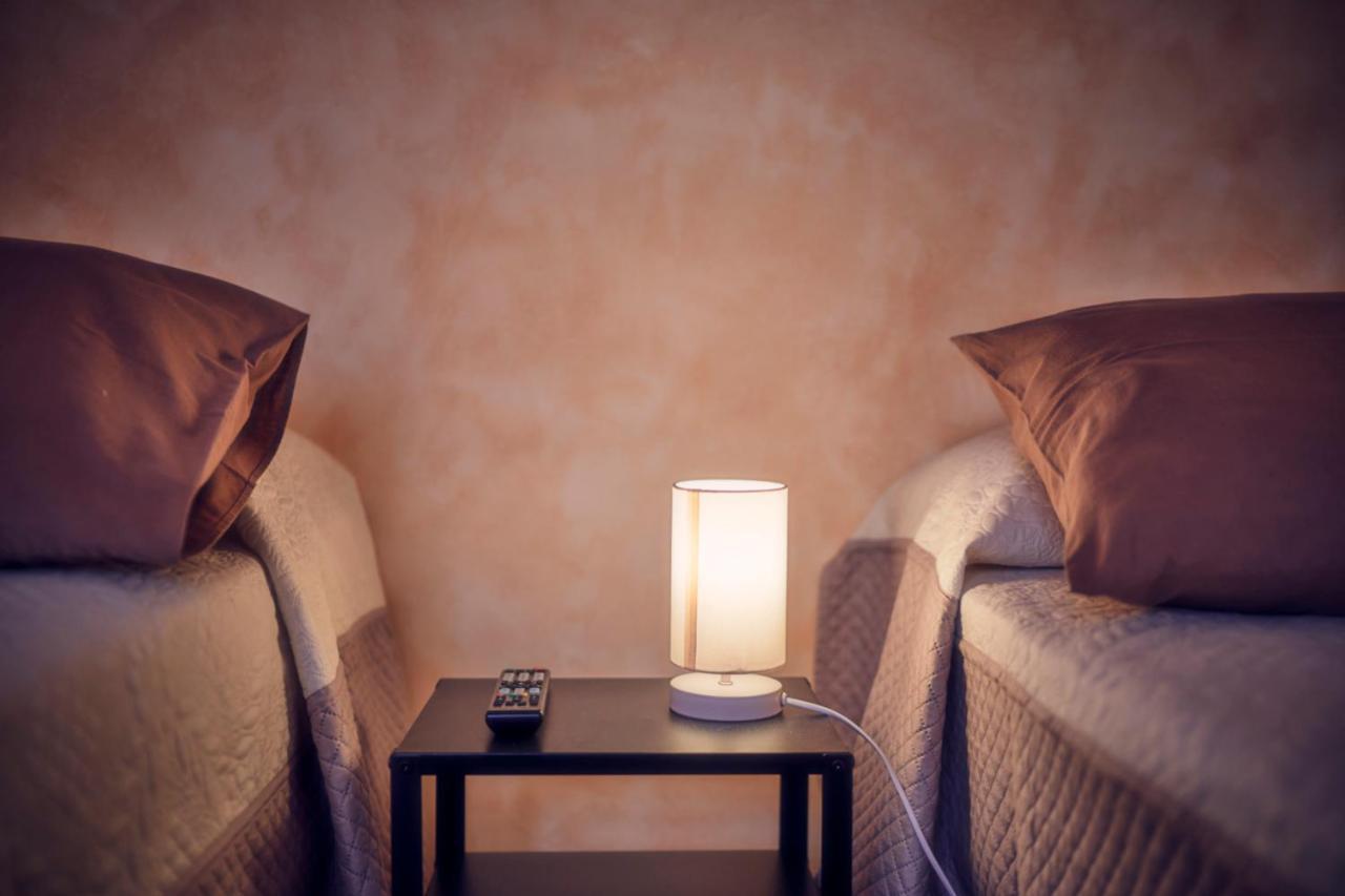 Travelershome Ciampino Suite Kültér fotó