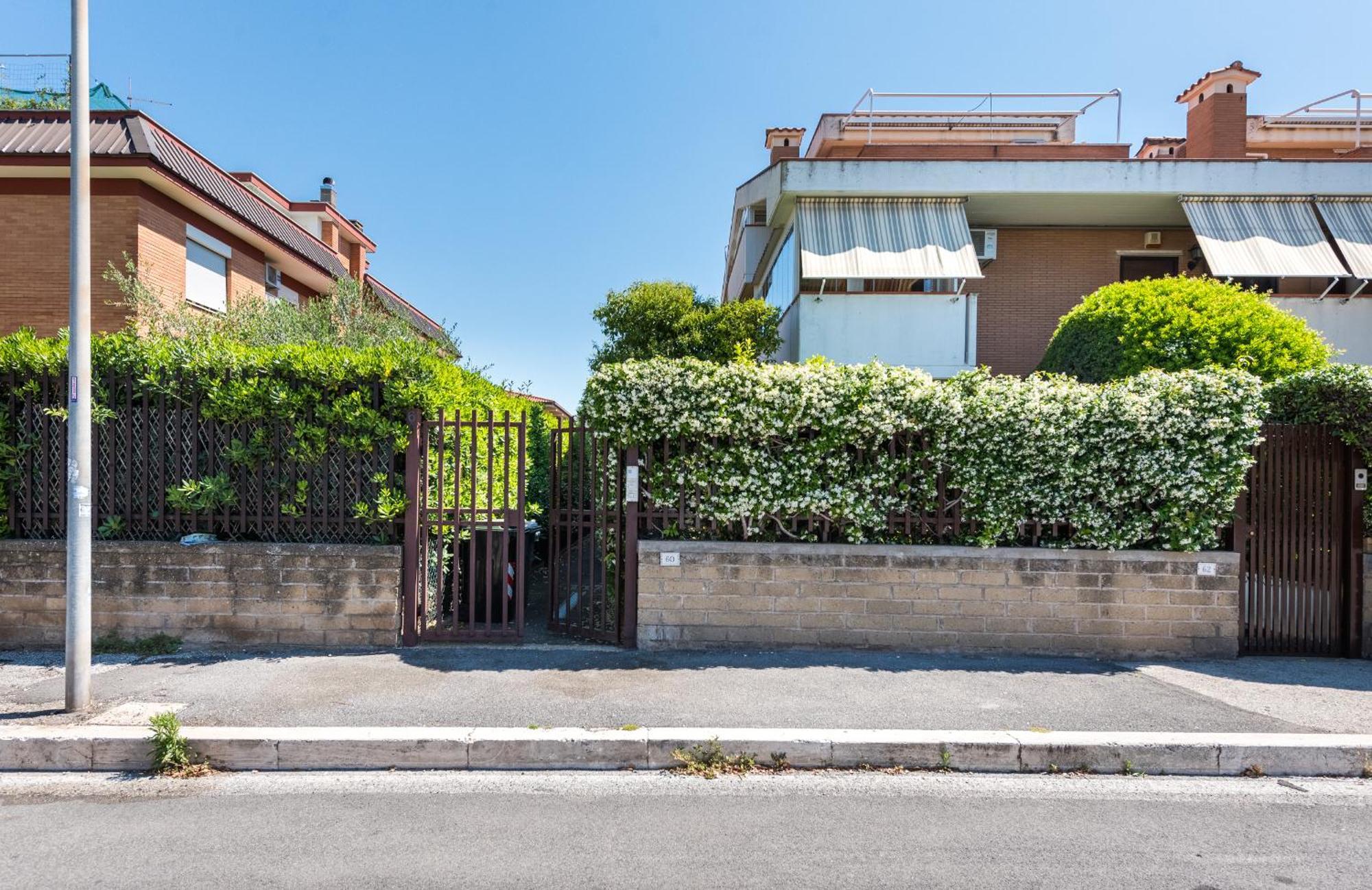 Travelershome Ciampino Suite Kültér fotó