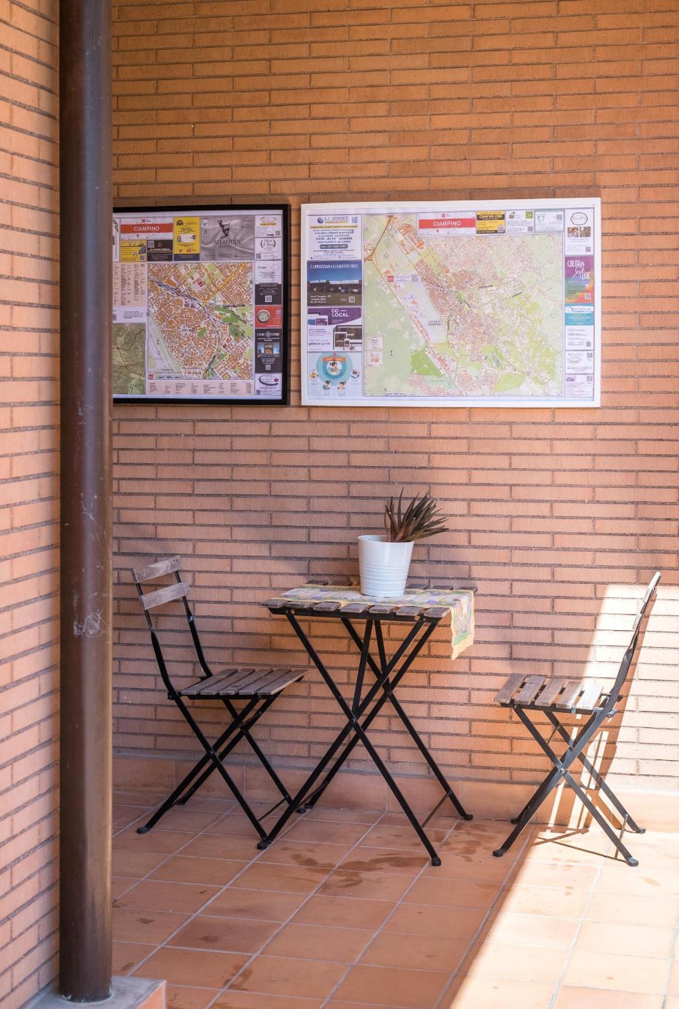 Travelershome Ciampino Suite Kültér fotó