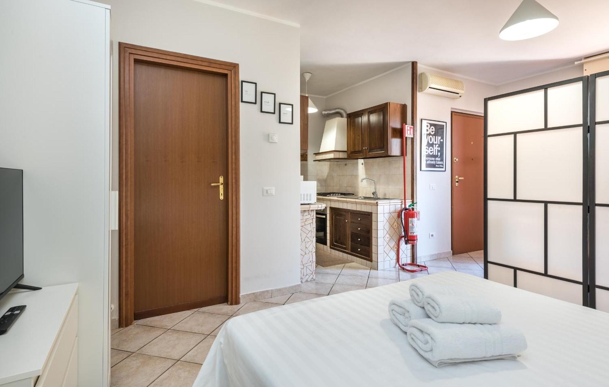 Travelershome Ciampino Suite Kültér fotó